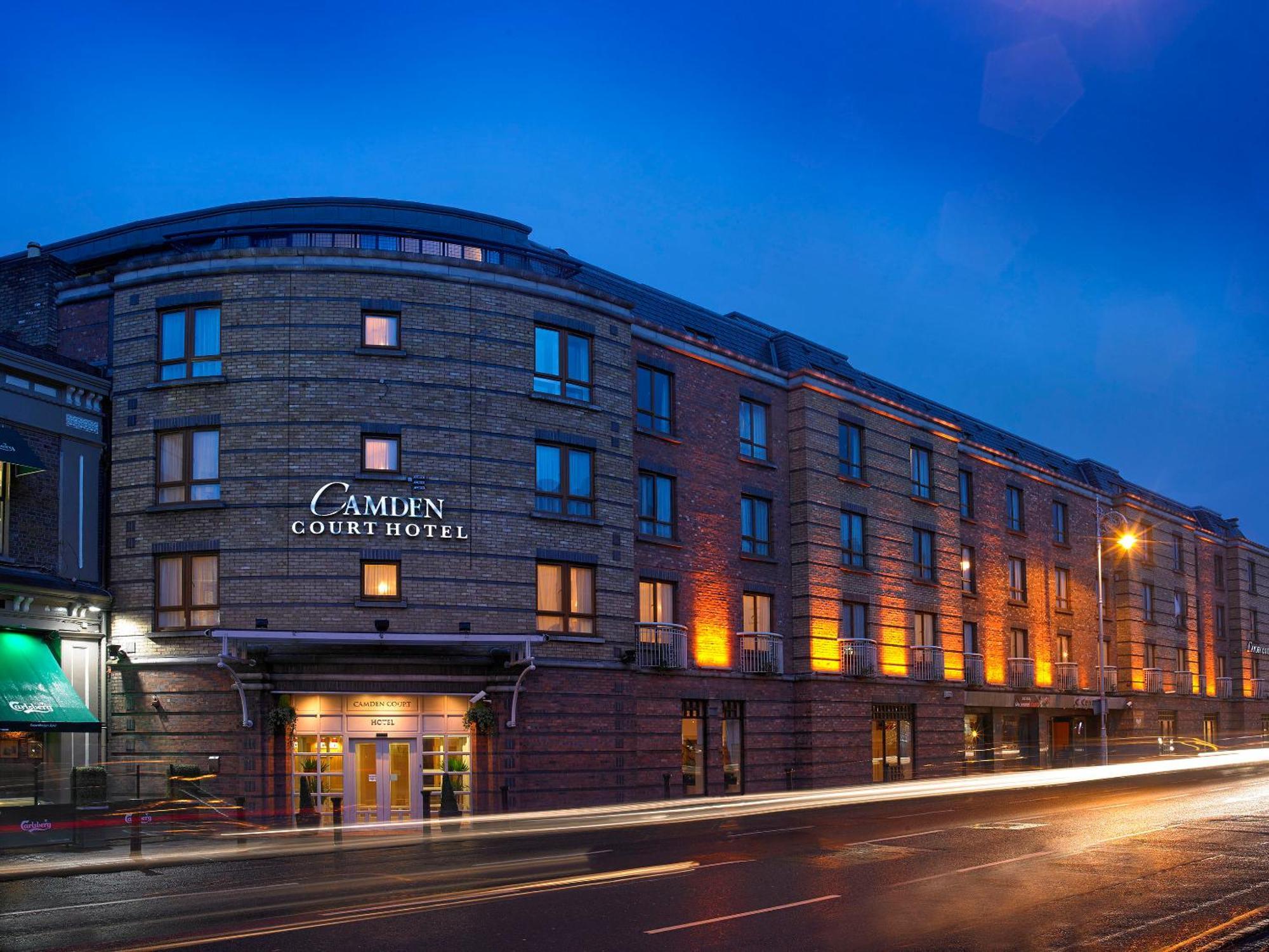 Camden Court Hotel Dublin Exterior photo
